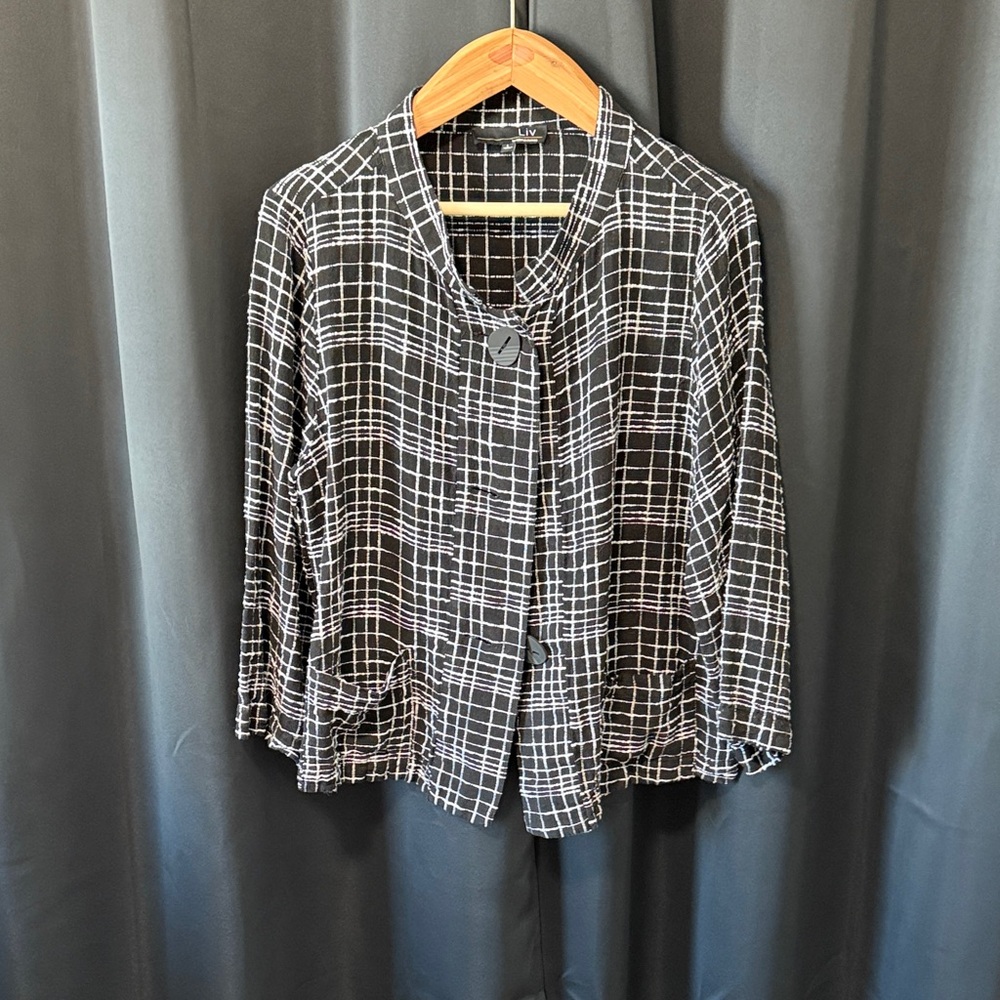 Retro Women's Black and White Grid Jacket